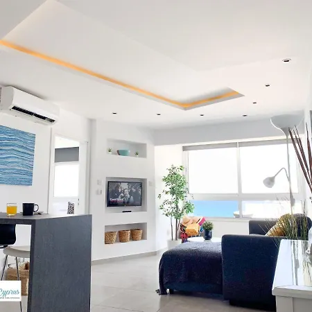 Sea The Sunrise Apartment *